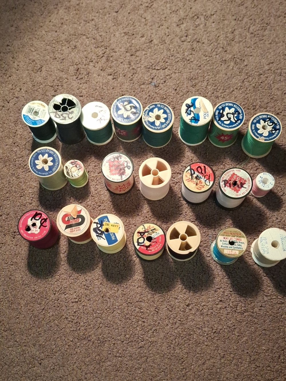 Assorted Thread - Picture 2 of 2